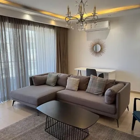 Swieqi, Luxury Apartment, 3bd - 2 Bh, Sleeps 6 Apartment *