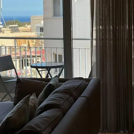 Lägenhet Swieqi, Luxury Apartment, 3bd - 2 Bh, Sleeps 6 *