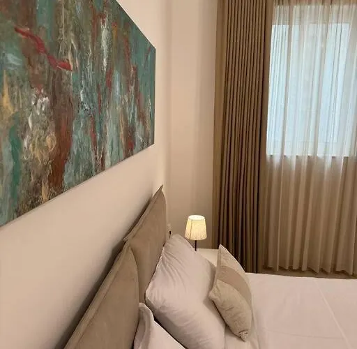 Swieqi, Luxury Apartment, 3bd - 2 Bh, Sleeps 6 Appartamento Is-Swieqi